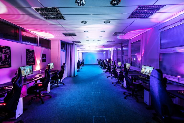 The Ultimate Guide to Game Server Hosting: Everything You Need to Know